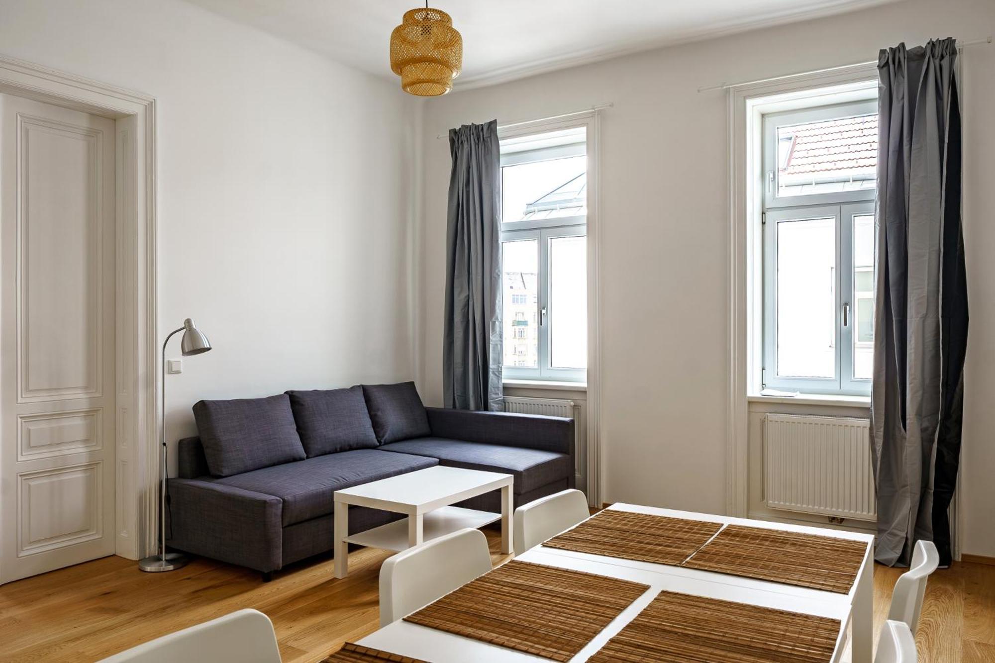Central Living Apartments - Belvedere Wien Eksteriør billede